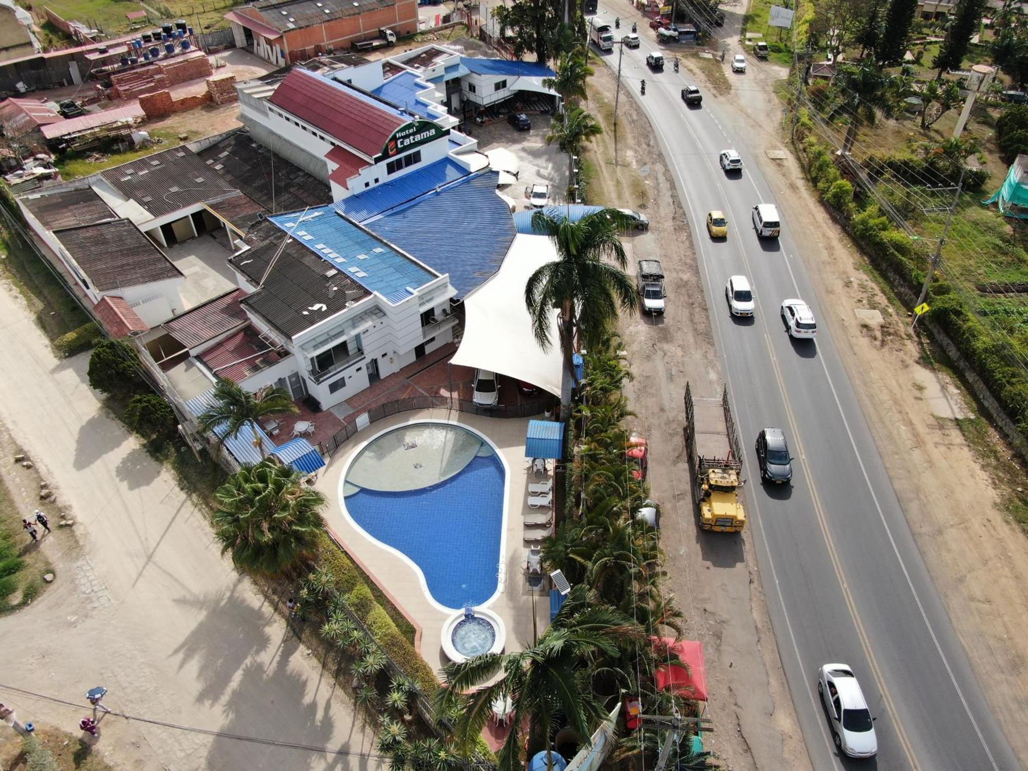 Hotel Catama Inn Фусаґасуґа Екстер'єр фото