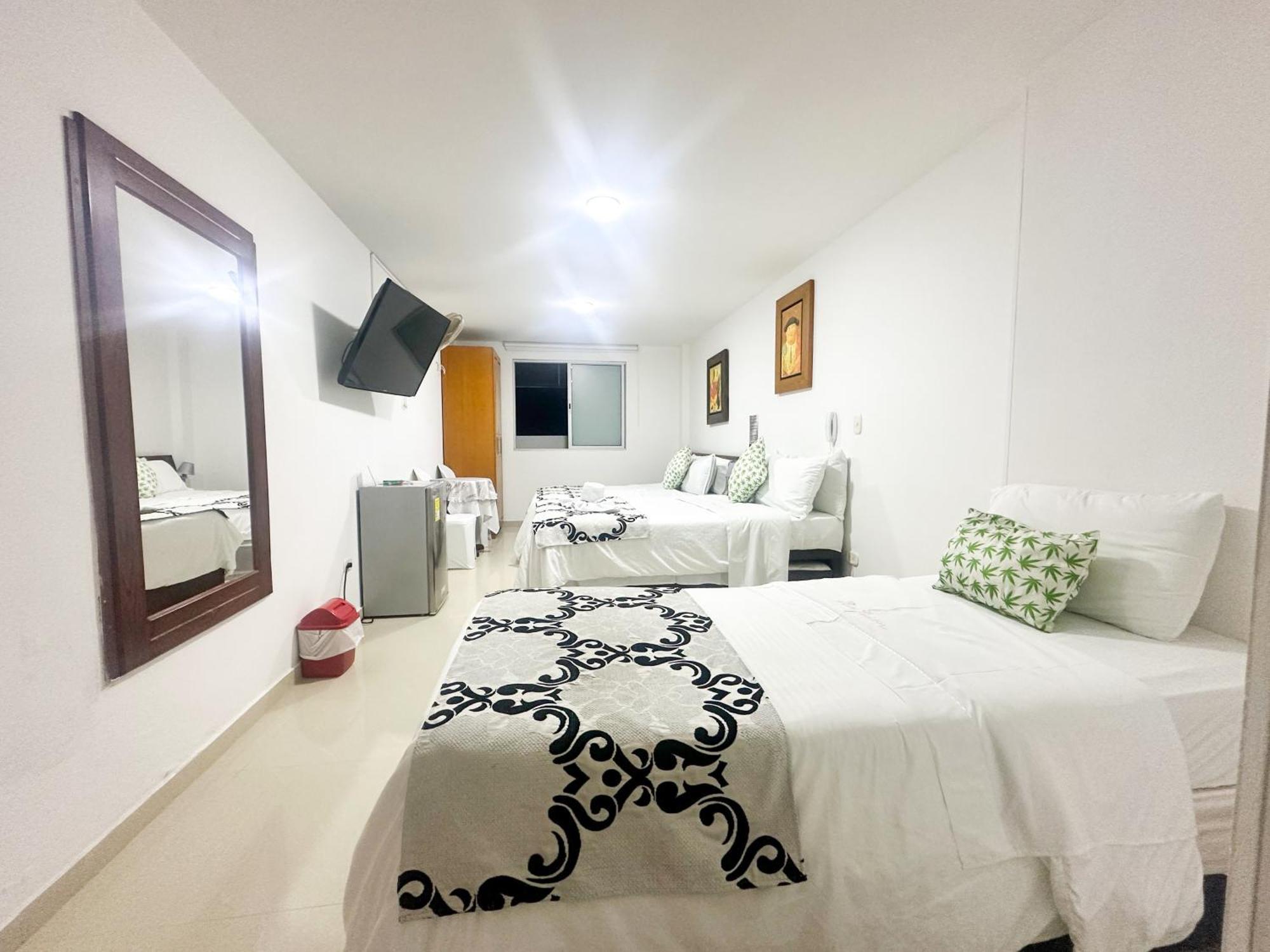 Hotel Catama Inn Фусаґасуґа Екстер'єр фото